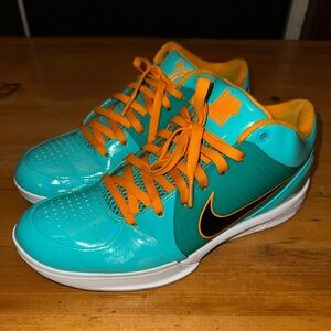 Nike Kobe 4 Undefeated San Antinio Spurs